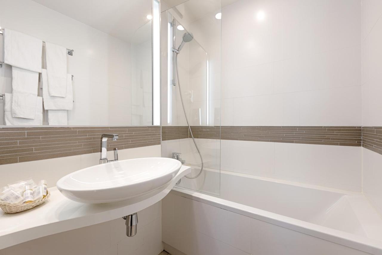 Hotel Apollinaire Parijs